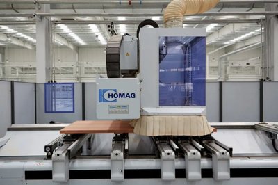 索菲亞木門 以創新智造引領木門行業，總部基地鑄就卓越品質